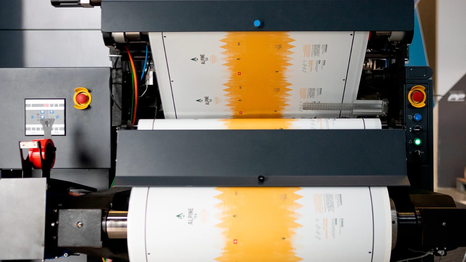 Digital printing of flexible packaging