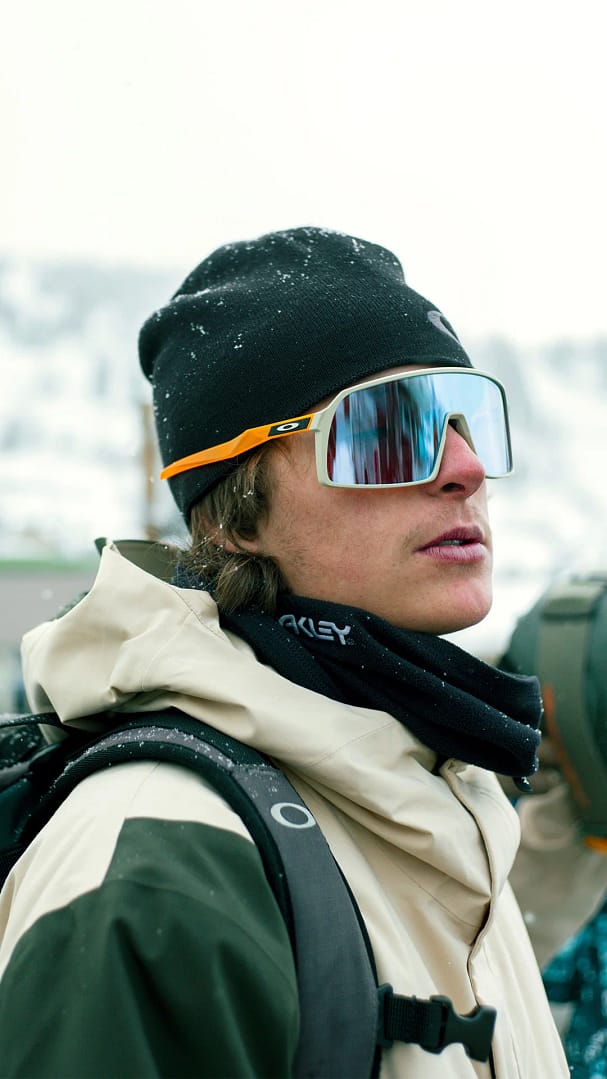 occhiali da sole per la montagna Oakley